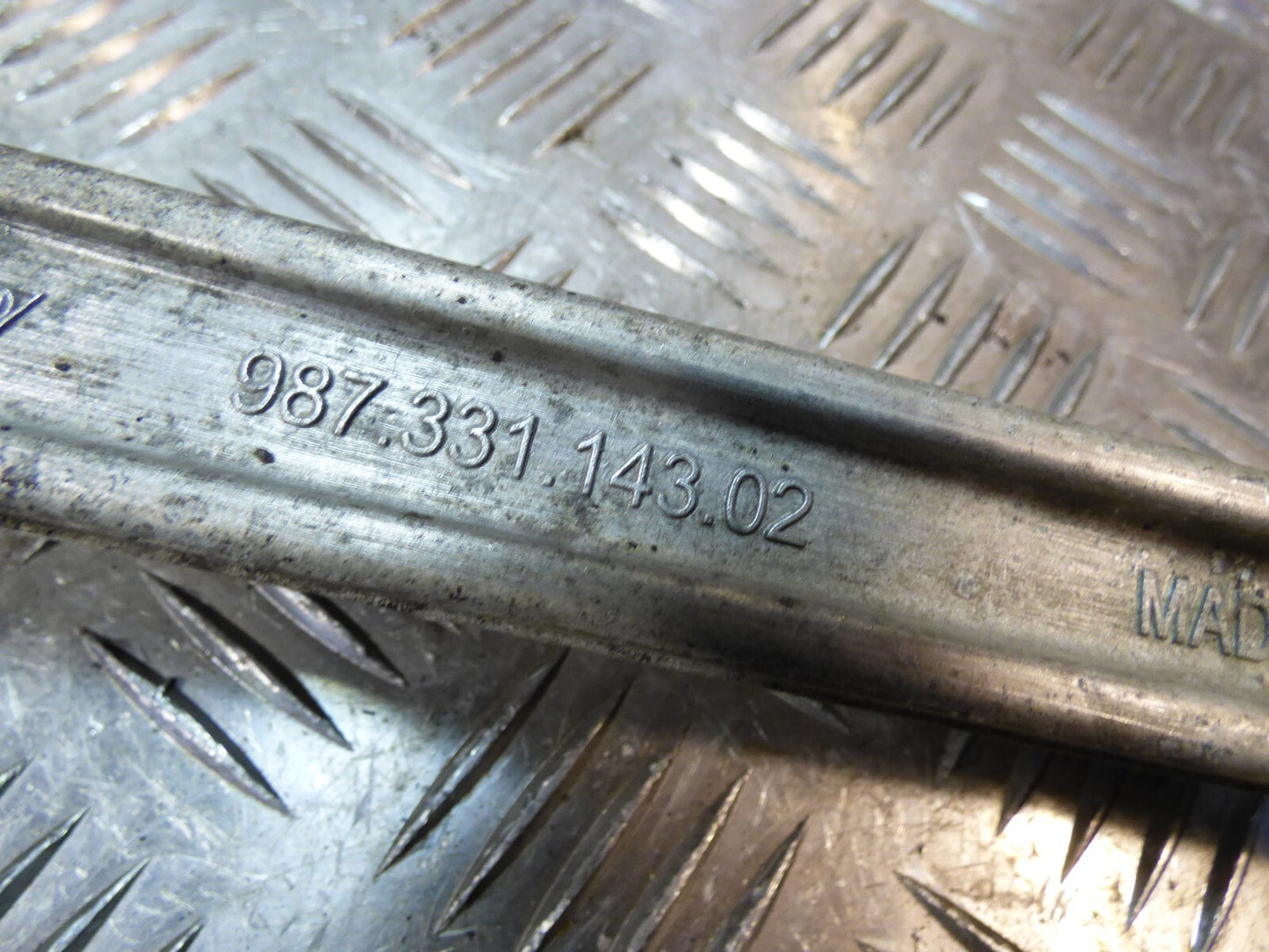 Porsche Boxster Cayman 987 Spurstange Querlenker Strebe Hinten R = L ORIGINAL gebraucht - 98733114302