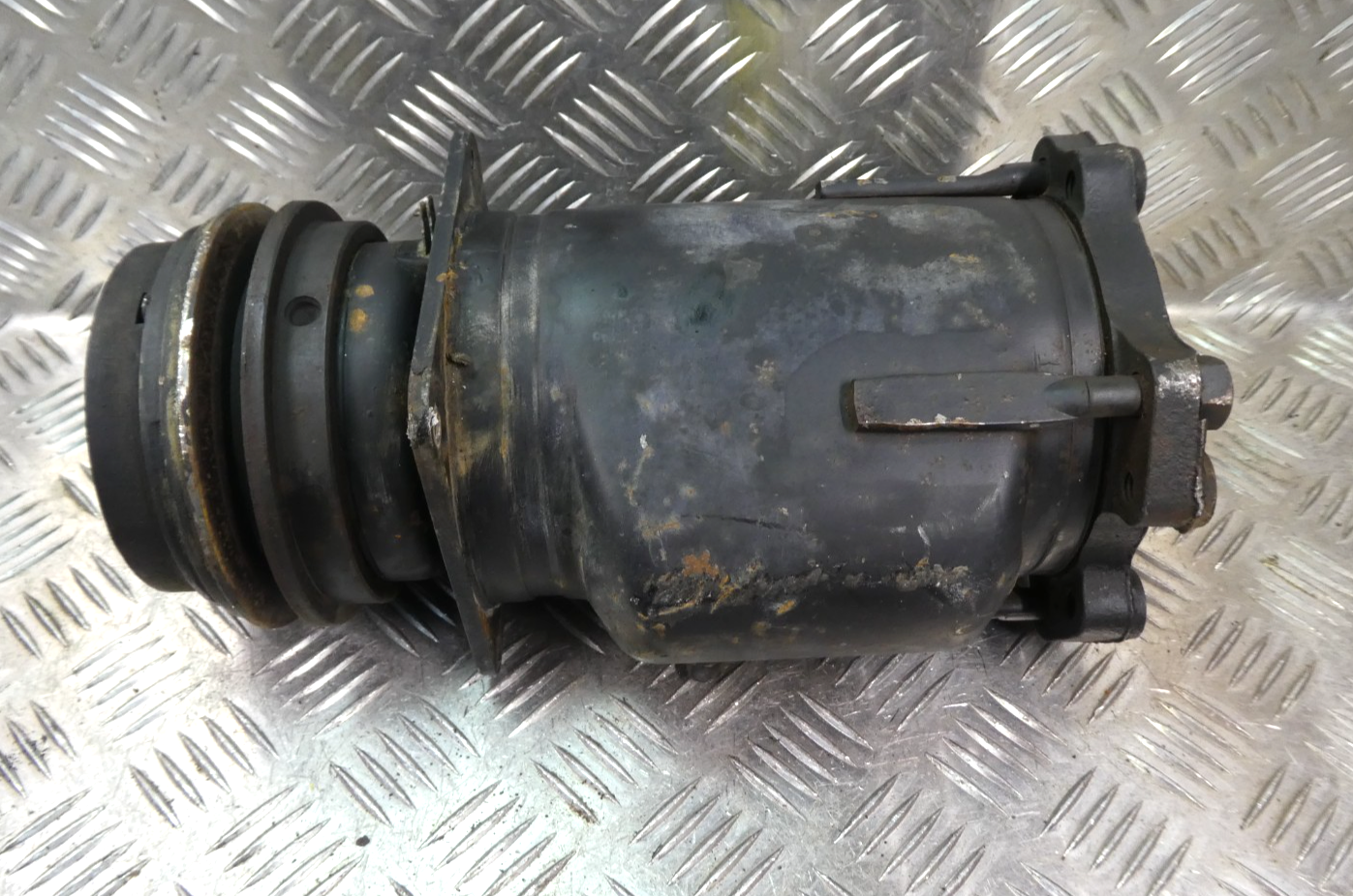 Mercedes-Benz C126 W126 1. Serie Klimakompressor ORIGINAL HARRISON gebraucht - 1131236