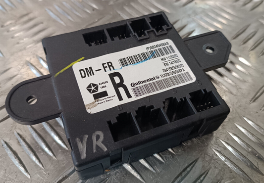 Jeep Grand Cherokee WK2 Vorne Rechts Komfortmodule Tür ORIGINAL gebraucht - P68245458AB