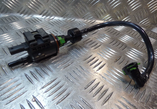 OPEL ASTRA K 1.4 Turbo Dampfkanister spülventil GM ORIGINAL gebraucht - 12632174