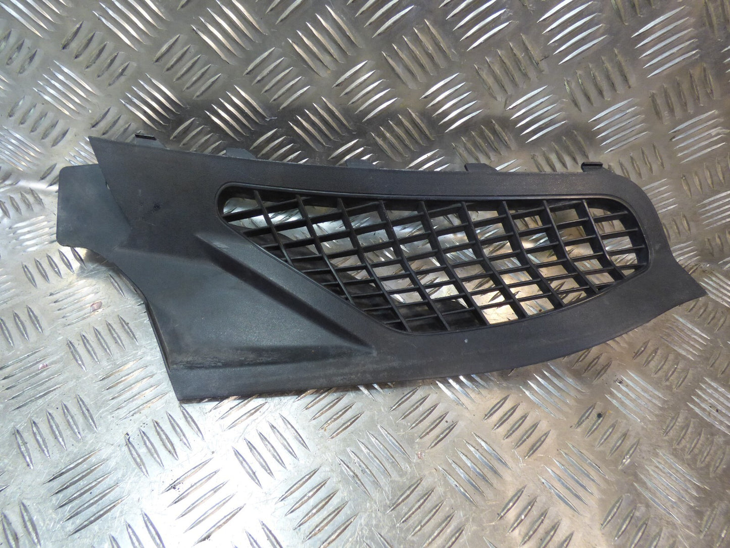 Porsche Cayenne 92A Windlauf Wasserkasten rechts 7P5819176B ORIGINAL gebraucht - Abdeckung