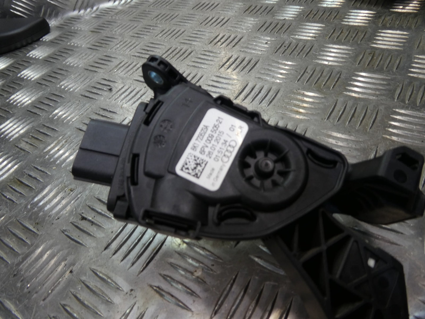Porsche Macan 95B 8K1723523A ORIGINAL gebraucht - Gaspedal
