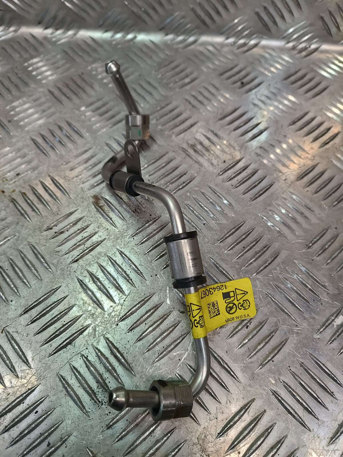 OPEL ASTRA K 1.4 Turbo Kraftstoffleitung Hochdruckleitung GM ORIGINAL gebraucht - 12643067