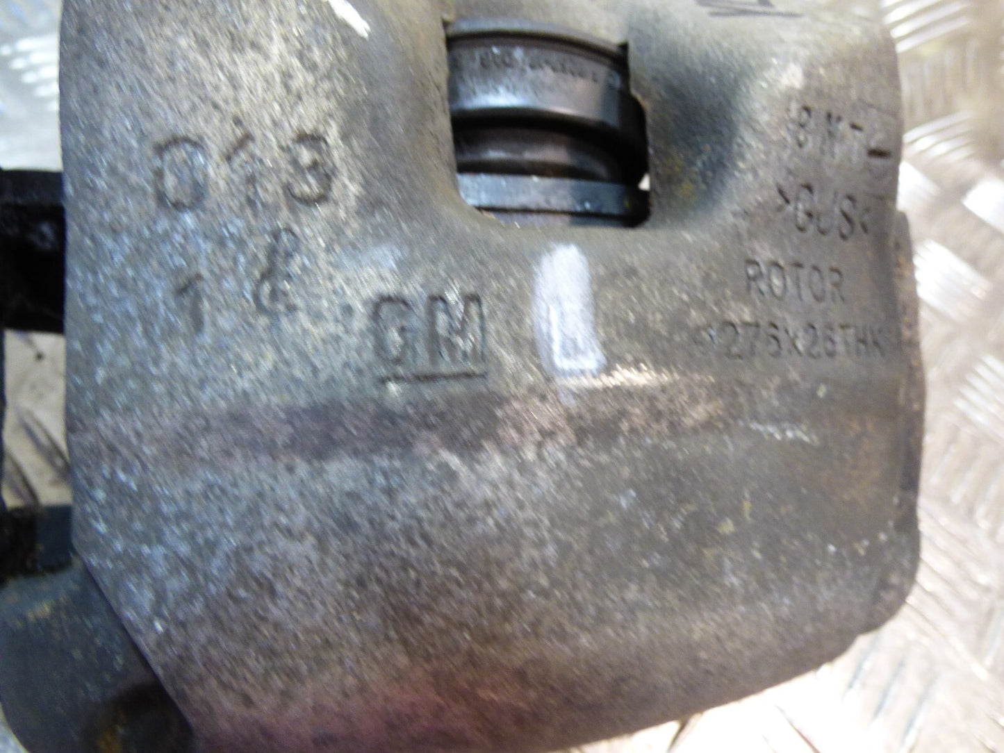 OPEL ASTRA K 1.4 TURBO Vorne Links Bremssattel GM mit Bremsbeläge ORIGINAL gebraucht - 39103794