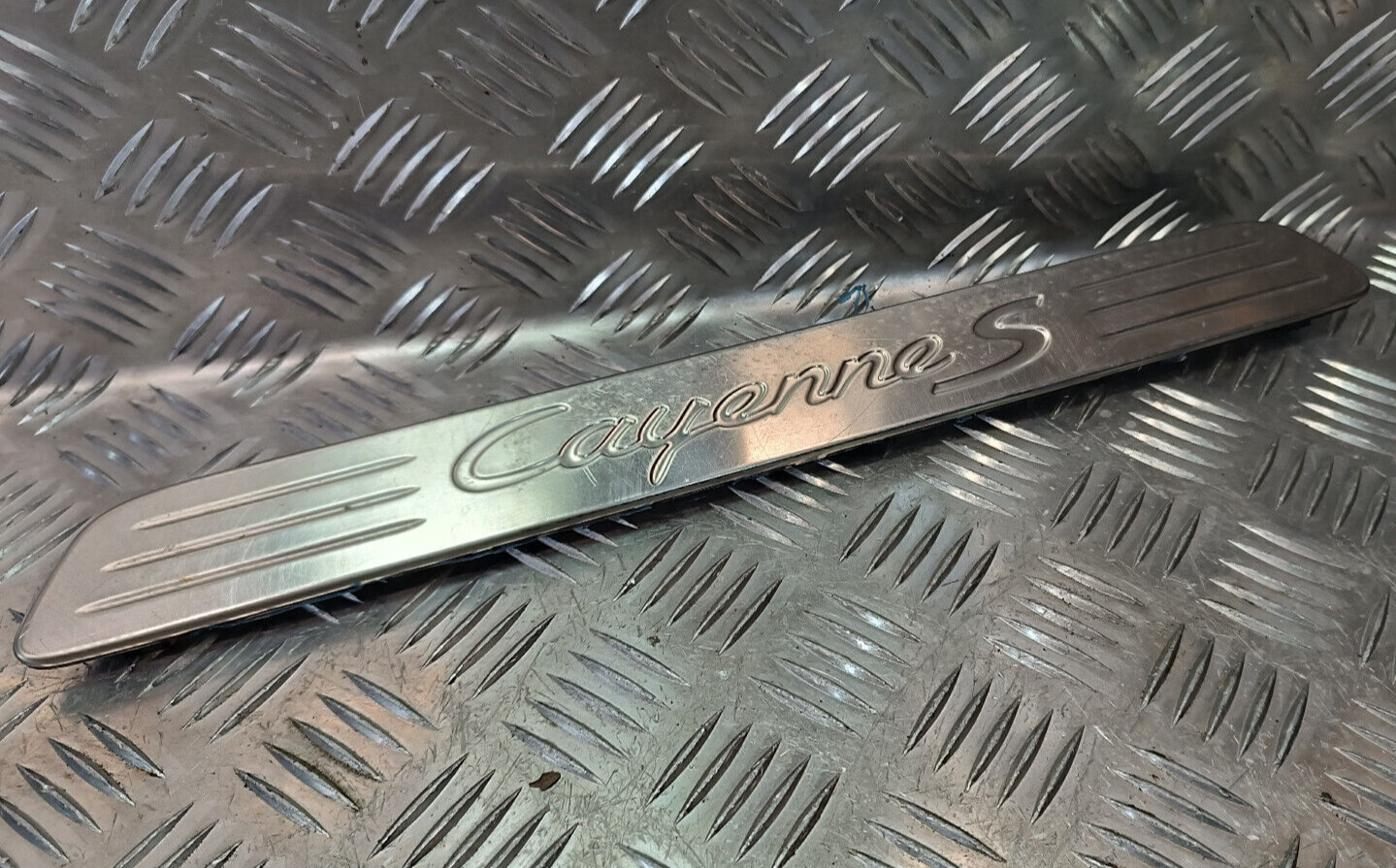 Porsche Cayenne S 92A vorne Blende Crhom 2389-0010 ORIGINAL gebraucht - Einstiegsleiste