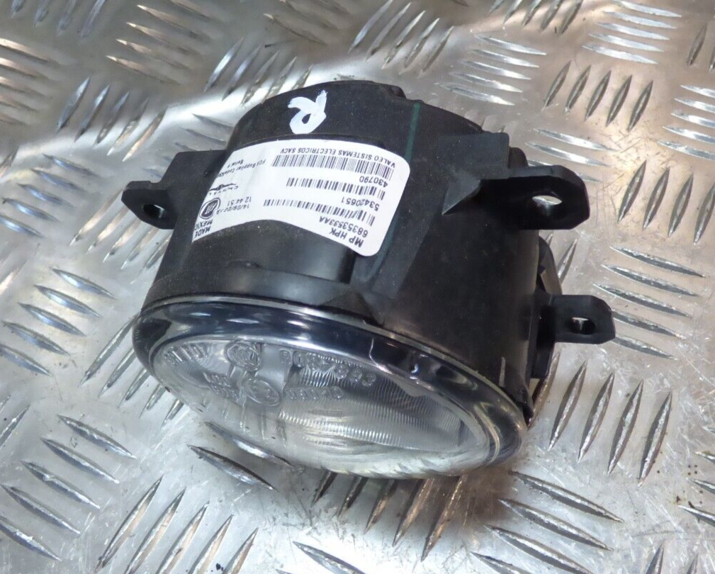 JEEP COMPASS II 2.0 MTJ 2021 Nebelscheinwerfer Links = Rechts ORIGINAL gebraucht - - 68353533AA