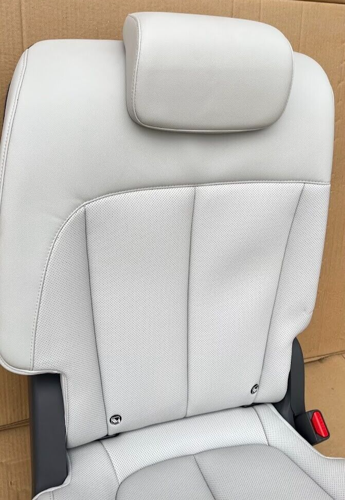 HYUNDAI IONIQ 5 Leder Sitze Hinten Recht Weiß Ausstattung wie NEU ORIGINAL gebraucht - reichhaltigste
