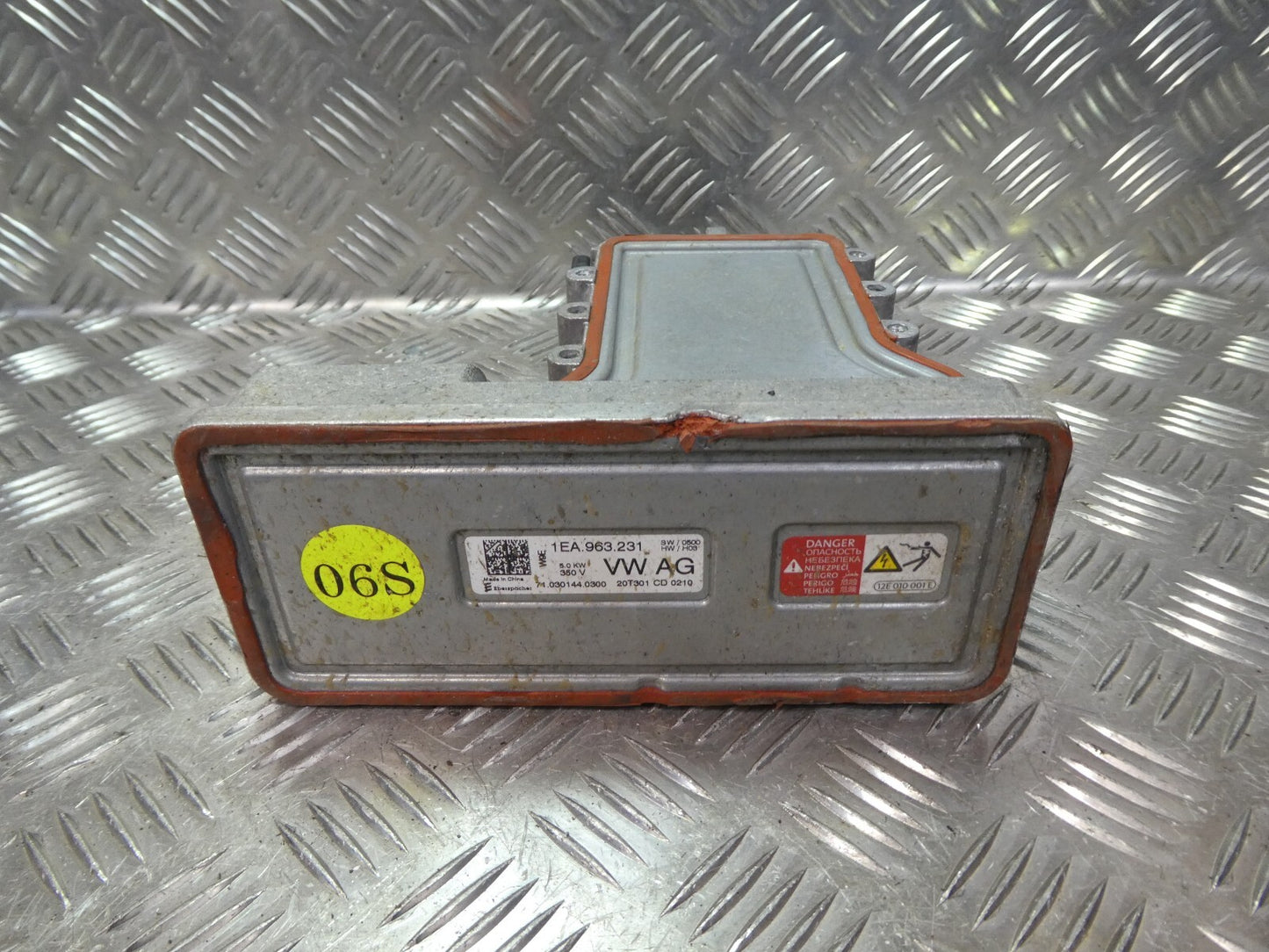 VW ID3 ID.3 Hochspannungs Batterieheizung Heizmodul 1EA963231 ORIGINAL gebraucht - Volkswagen