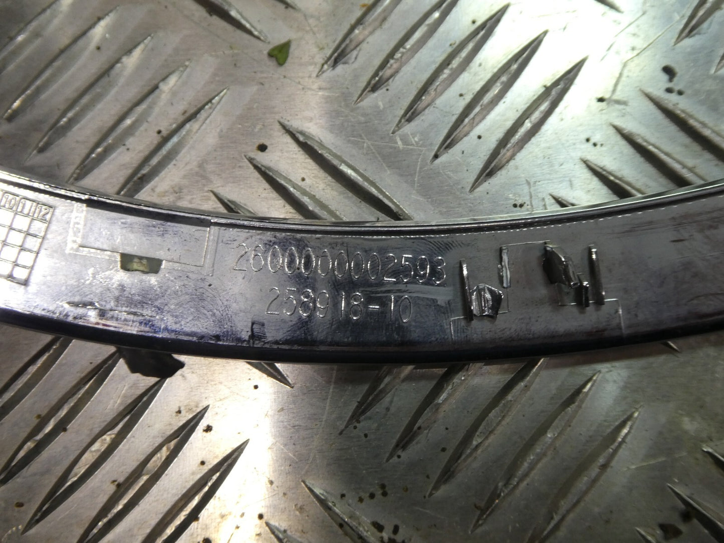 Mini Cooper F55 F56 F57 Zierring Scheinwerfer Chrom rechts CR ORIGINAL gebraucht - 7300632