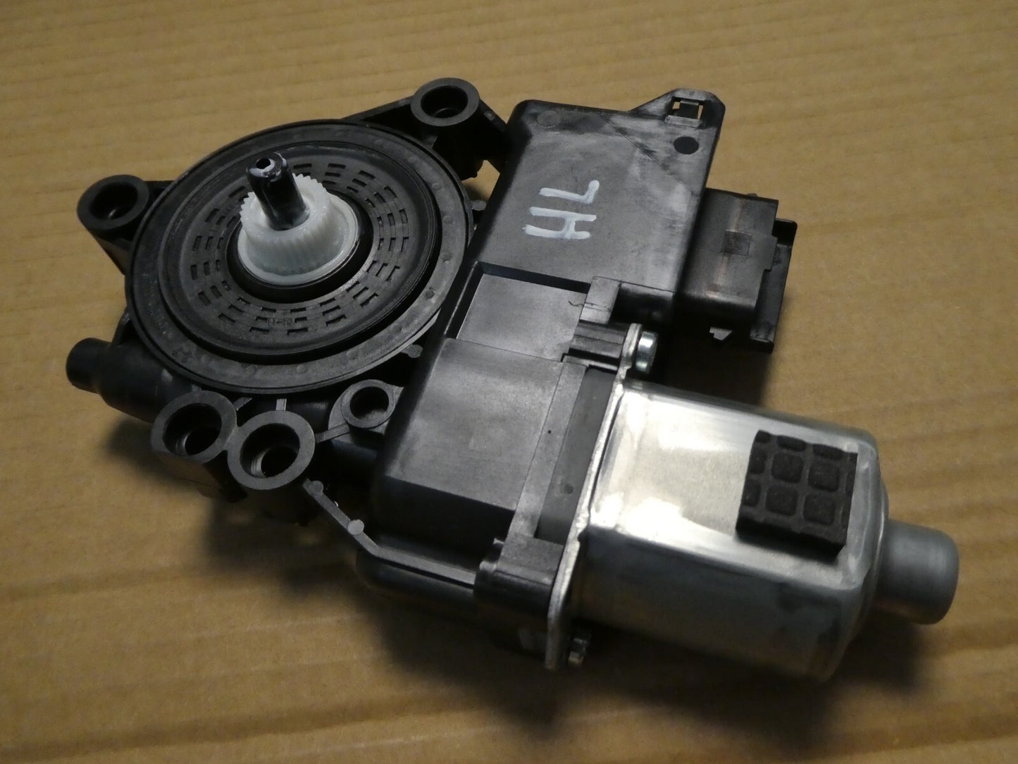 Kia Ceed ProCeed 2022 HINTEN LINKS 83450-J7025 ORIGINAL gebraucht - FENSTERMOTOR