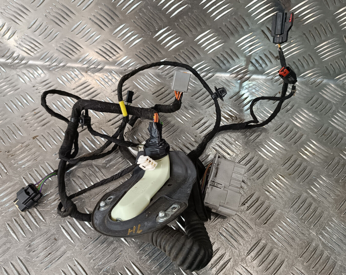 Jeep Grand Cherokee WK2 Tür Kabelbaum Hinten Links ORIGINAL gebraucht - P68251722AB
