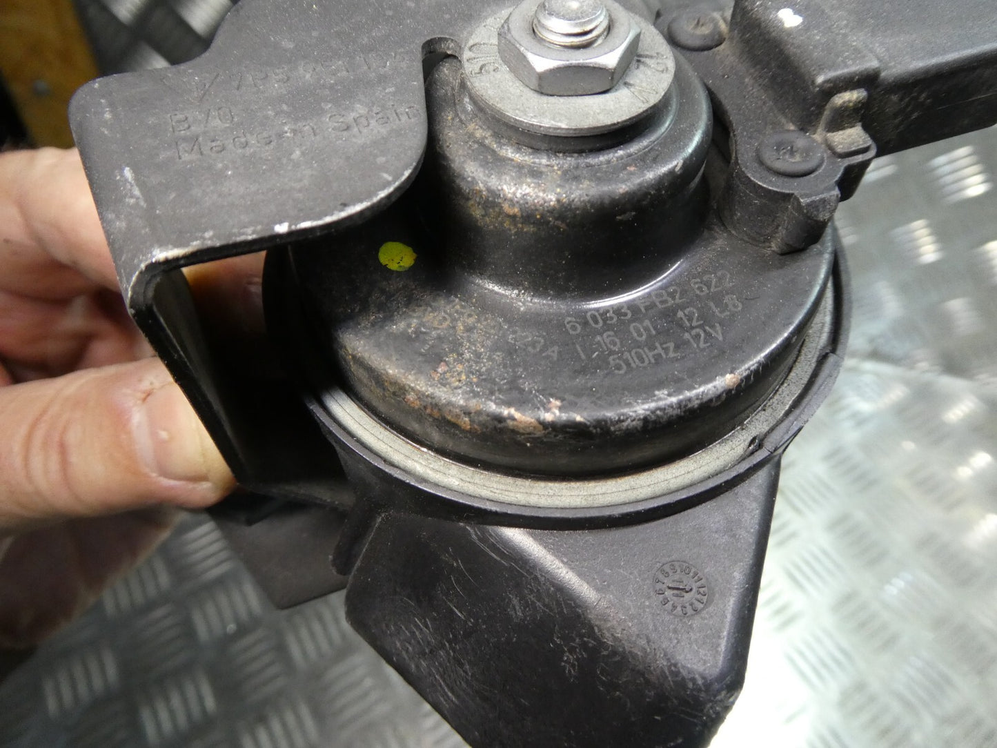Porsche Cayenne S 92A 4.8 Hupe Fanfare Hochton 7P6951223A ORIGINAL gebraucht - - Signalhorn