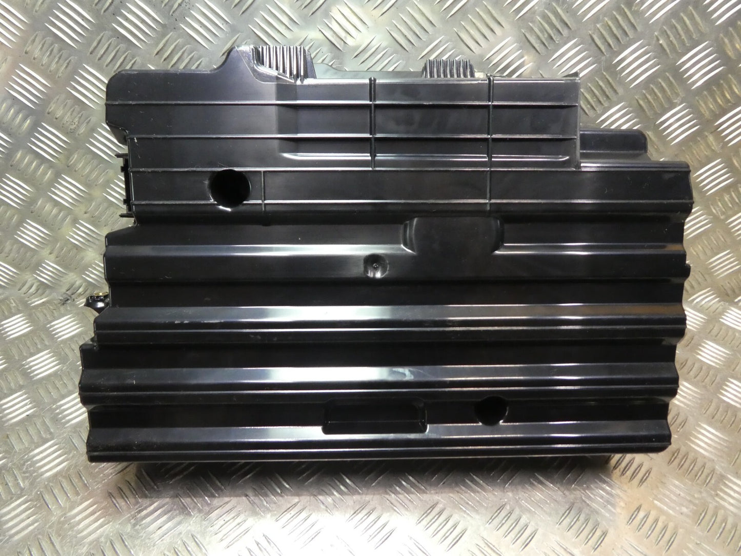 Porsche Macan 95B BOSE Lautsprecher 95B035481 ORIGINAL gebraucht - Subwoofer