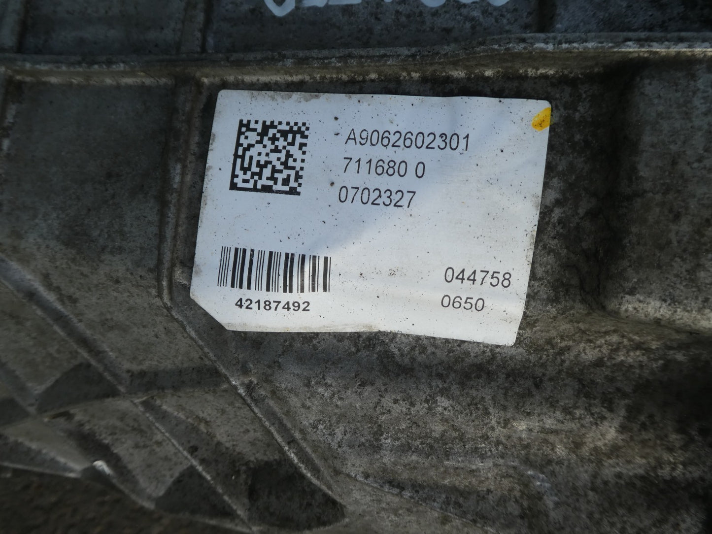 Sprinter W906 2.2 CDI 6 Gang Schaltgetriebe Getriebe 711.680 ORIGINAL gebraucht - Mercedes
