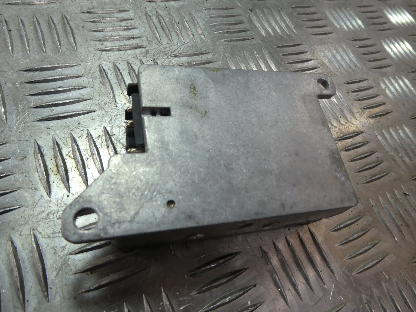 Mercedes-Benz C126 Coupe SEC W126 Steuergerät Crash Sensor 0285001050 ORIGINAL gebraucht - 0038200610