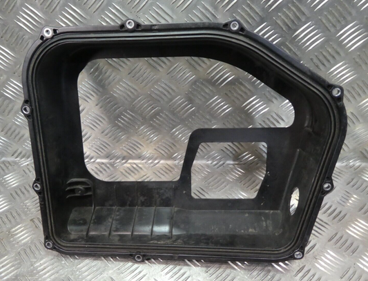 VW ID3 Pro Lufteinlasskanal Luftführung 1EB260377A ORIGINAL gebraucht - Volkswagen