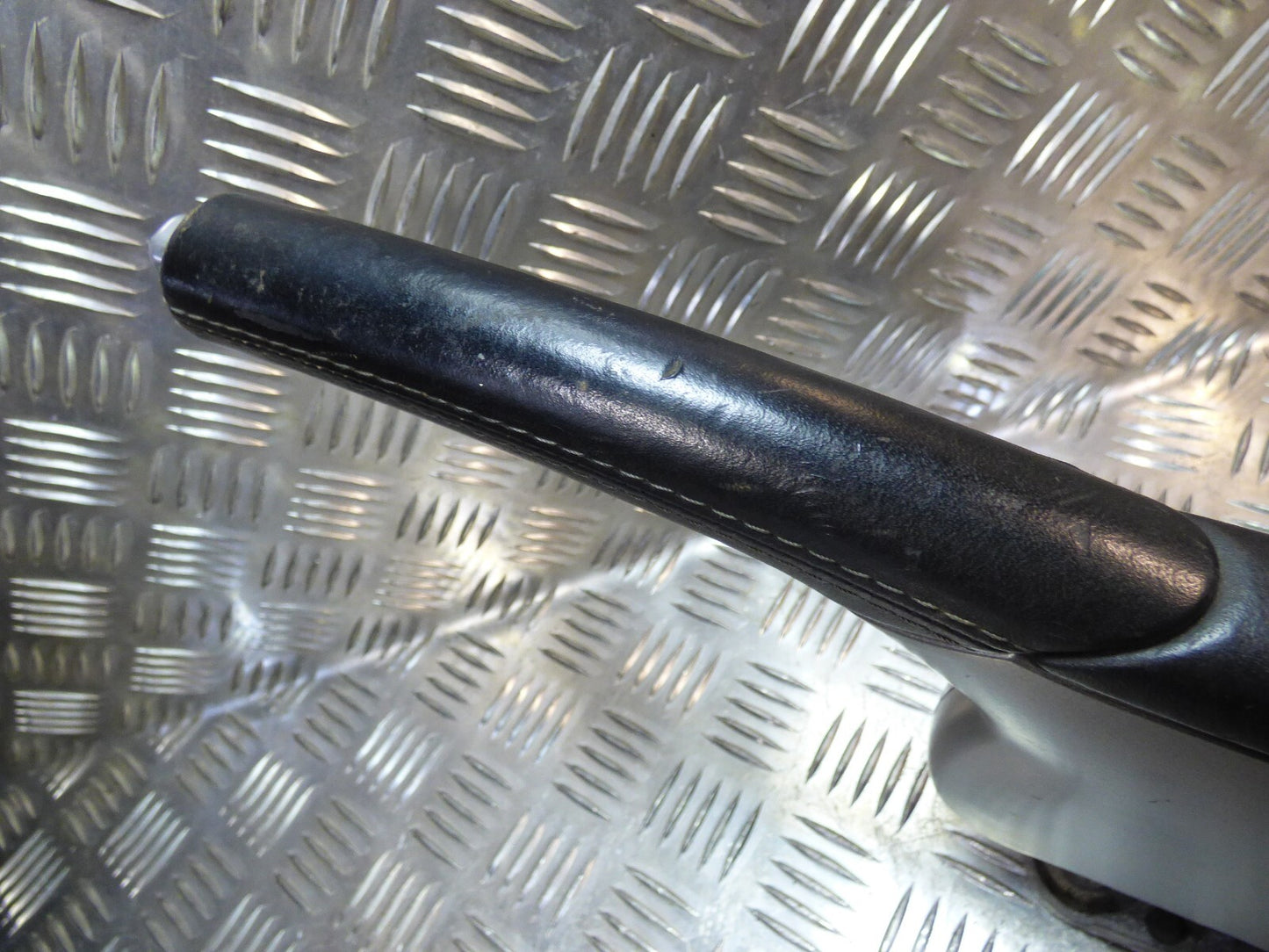 Porsche Boxster S 987 997 911 Handbremshebel Leder schwarz 8YR ORIGINAL gebraucht - 99742403162