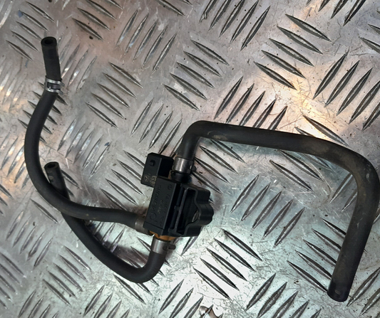 OPEL ASTRA K 1.4 Turbo Magnetventil Umschaltventil GM 49180-81621 ORIGINAL gebraucht - 55573259