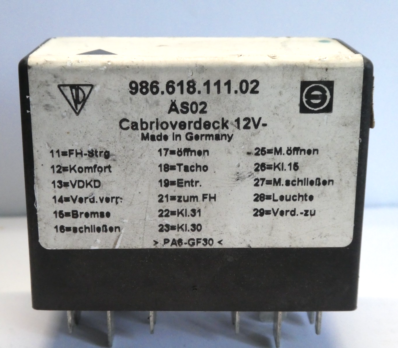 Original Porsche 986 Boxster Cabrio Verdeck Relais OEM gebraucht - 98661811102