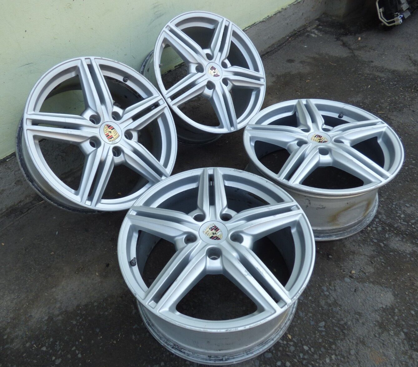 Porsche Cayenne II 92A 2012 Alufelgen Satz Felgen 19" Zoll 7P5601025E gebraucht - Original
