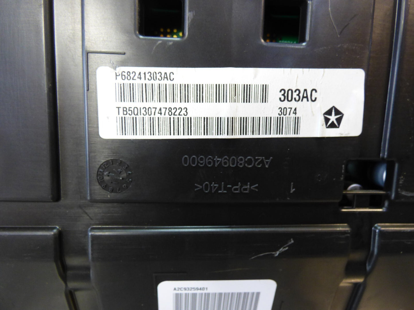 Jeep Cherokee KL 2.0 CRD Kombiinstrumente Tacho ORIGINAL gebraucht - P68241303AC