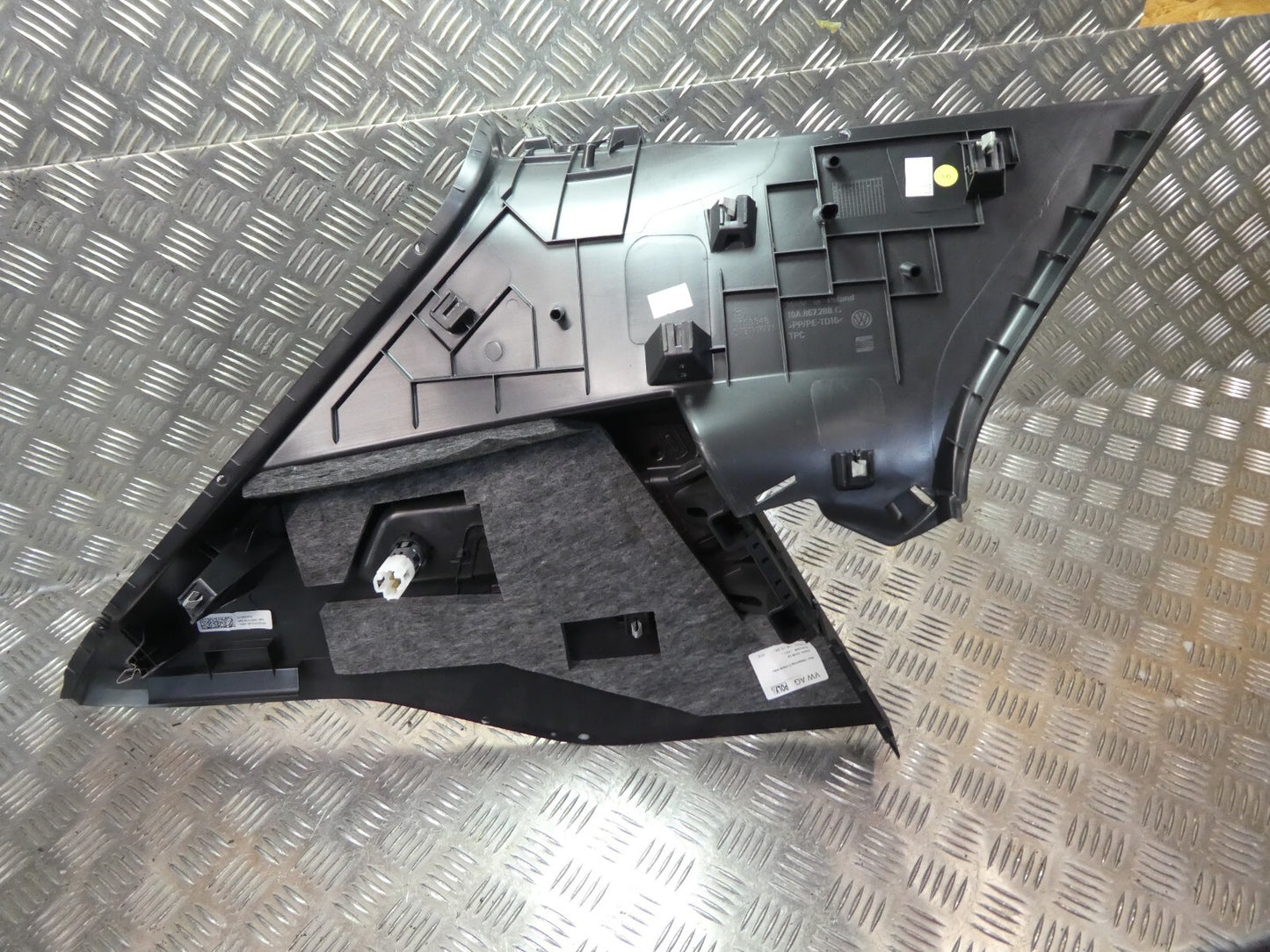VW ID.3 ID3 Kofferraumabdeckung recht 10A867288C 4PK 2021 schwarz ORIGINAL gebraucht - Volkswagen