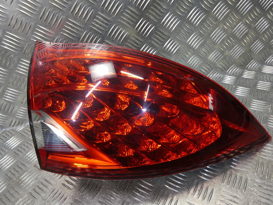 Porsche Cayenne 92A Orig USA LED Rückleuchte aussen links 7P5945095R ORIGINAL gebraucht - Heckleuchte