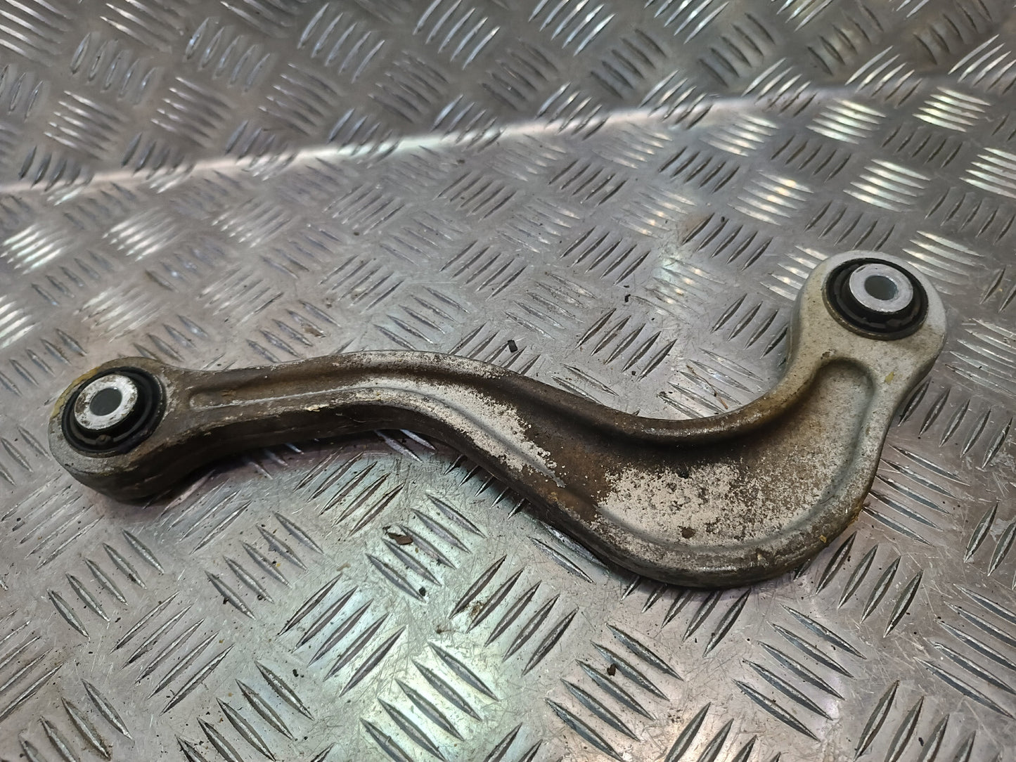 Porsche 970 Querlenker Hinten Traggerlenk 970.331.047.00 FCo ORIGINAL gebraucht - Panamera