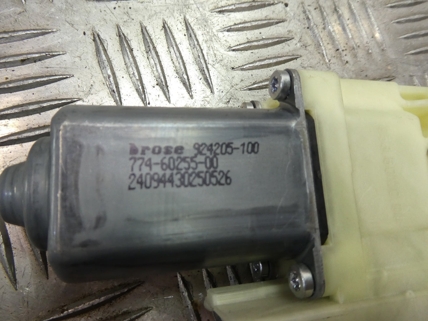 Porsche 970 Fensterhebermotor Vorne Links 924206-100 ORIGINAL gebraucht - Panamera