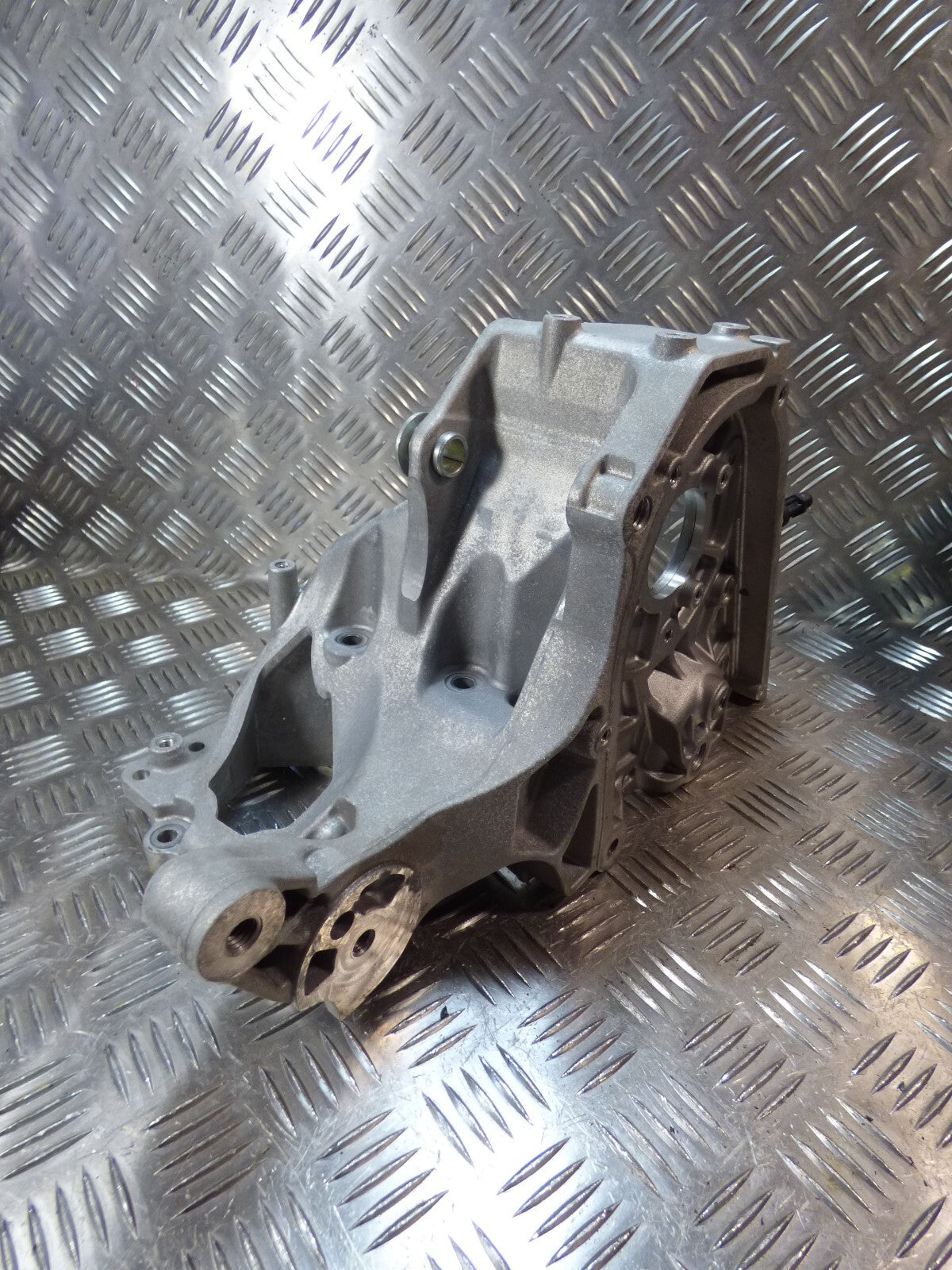 JEEP COMPASS II 2.0 CRD 170PS 2021 KRAFTSTOFFPUMPE HALTER NEU !!! ORIGINAL gebraucht - 55285024
