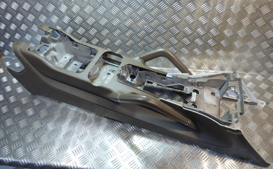 Porsche Cayenne S 92A Mitte Mittelkonsole Braun ( Umbra DE1 ) ORIGINAL gebraucht - 4580110002