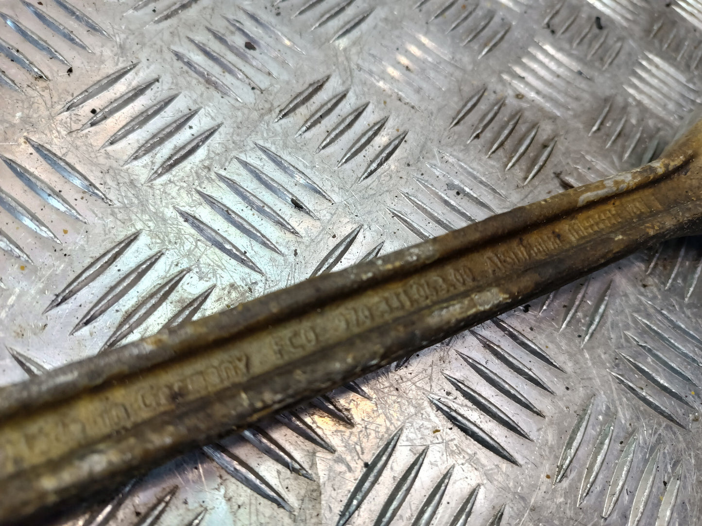 Porsche Panamera 970 Querlenker Hinten Traggerlenk Oben ORIGINAL gebraucht - 97033104300