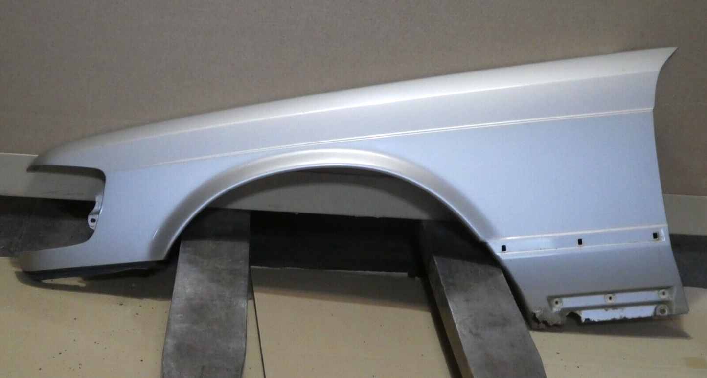 Mercedes-Benz C126 W126 420 500 560 SEC Coupe Kotfügel Vorne Links _ 1A Zustand