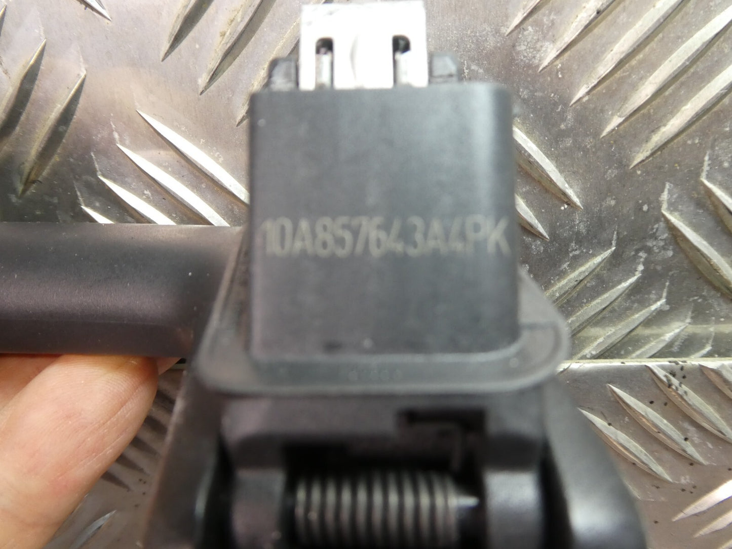 ID3 ID.3 Dachhaltegriff hinten links 10A857643A 4PK ORIGINAL gebraucht - Volkswagen