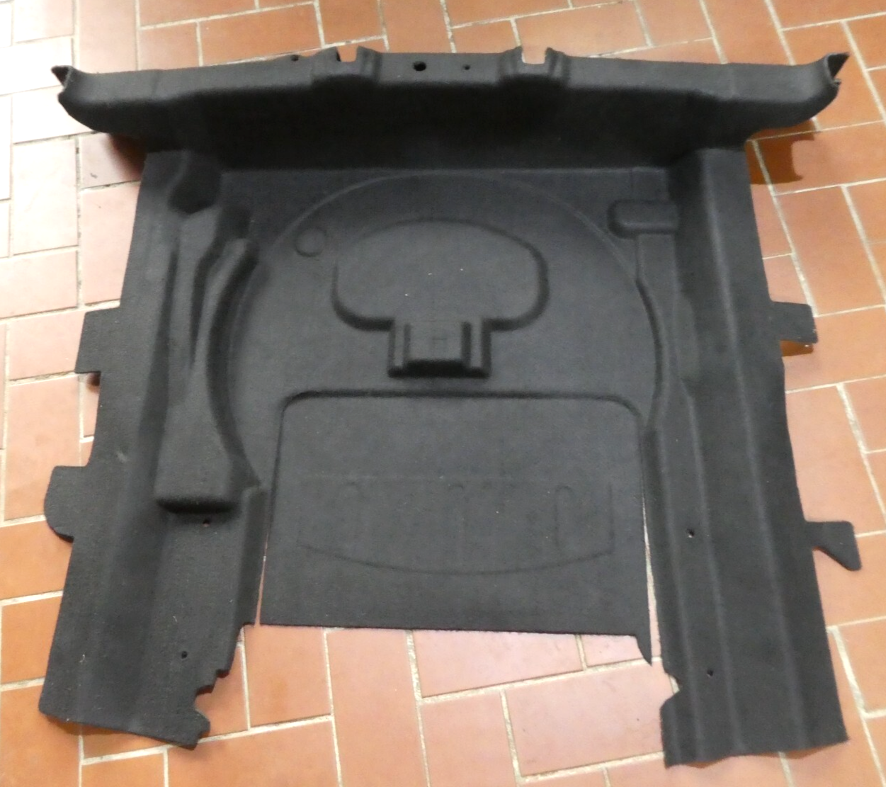 Porsche Macan 95B Kofferraum Tepich schwarz 95B863462F ORIGINAL gebraucht - Kofferraumverkleidung