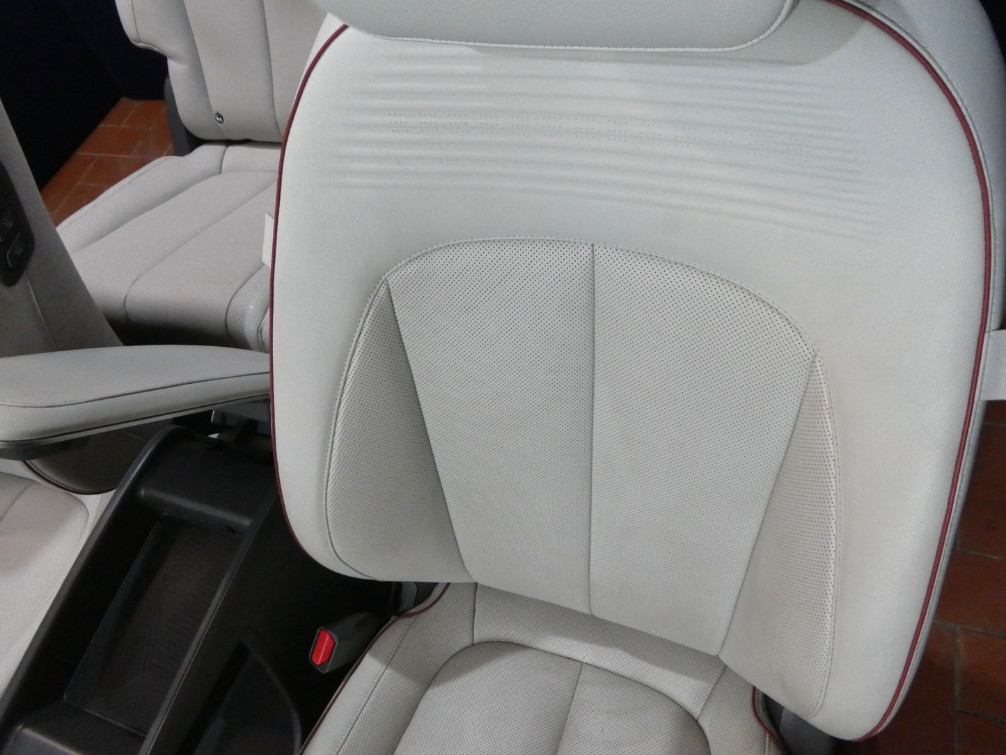 HYUNDAI IONIQ 5 Innen Sitze Weiß leder Voll Astattung wie NEU ORIGINAL gebraucht - austattung