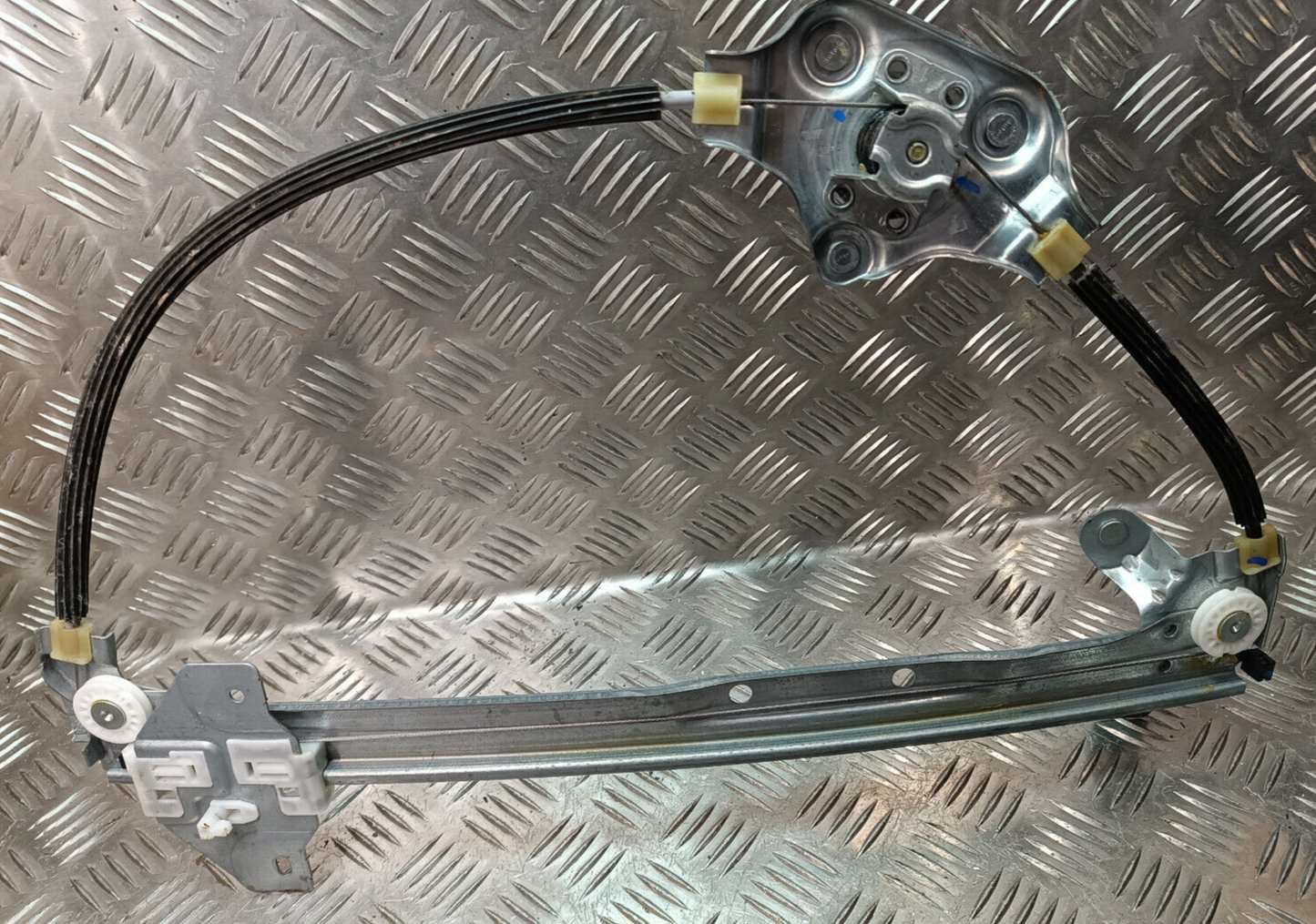 Renault Zoe 2022 Tür Fensterheber Hinten Links Mechanic ORIGINAL gebraucht - 827213777R