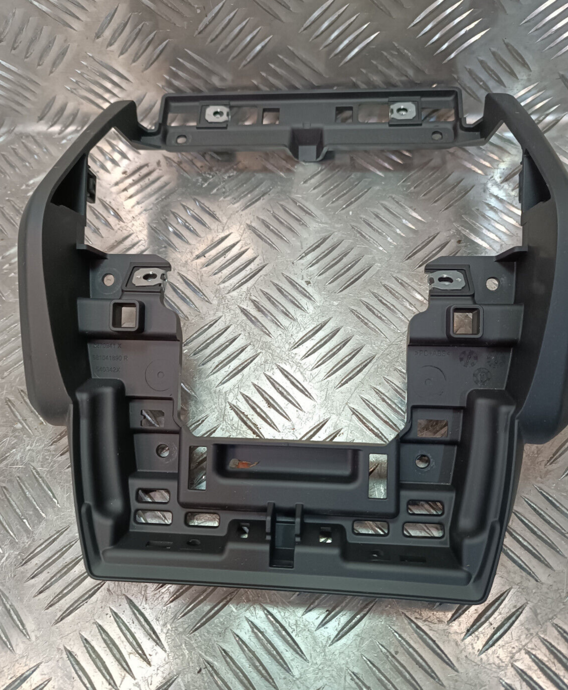 Renault Zoe 2022 Original Frontblende Mittel Verkelidung 681041890 R gebraucht - 681041890R