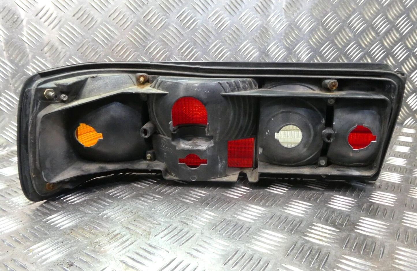 Mercedes-Benz C126 W126 SEC Coupe Rücklicht Rückleuchte Rechts *