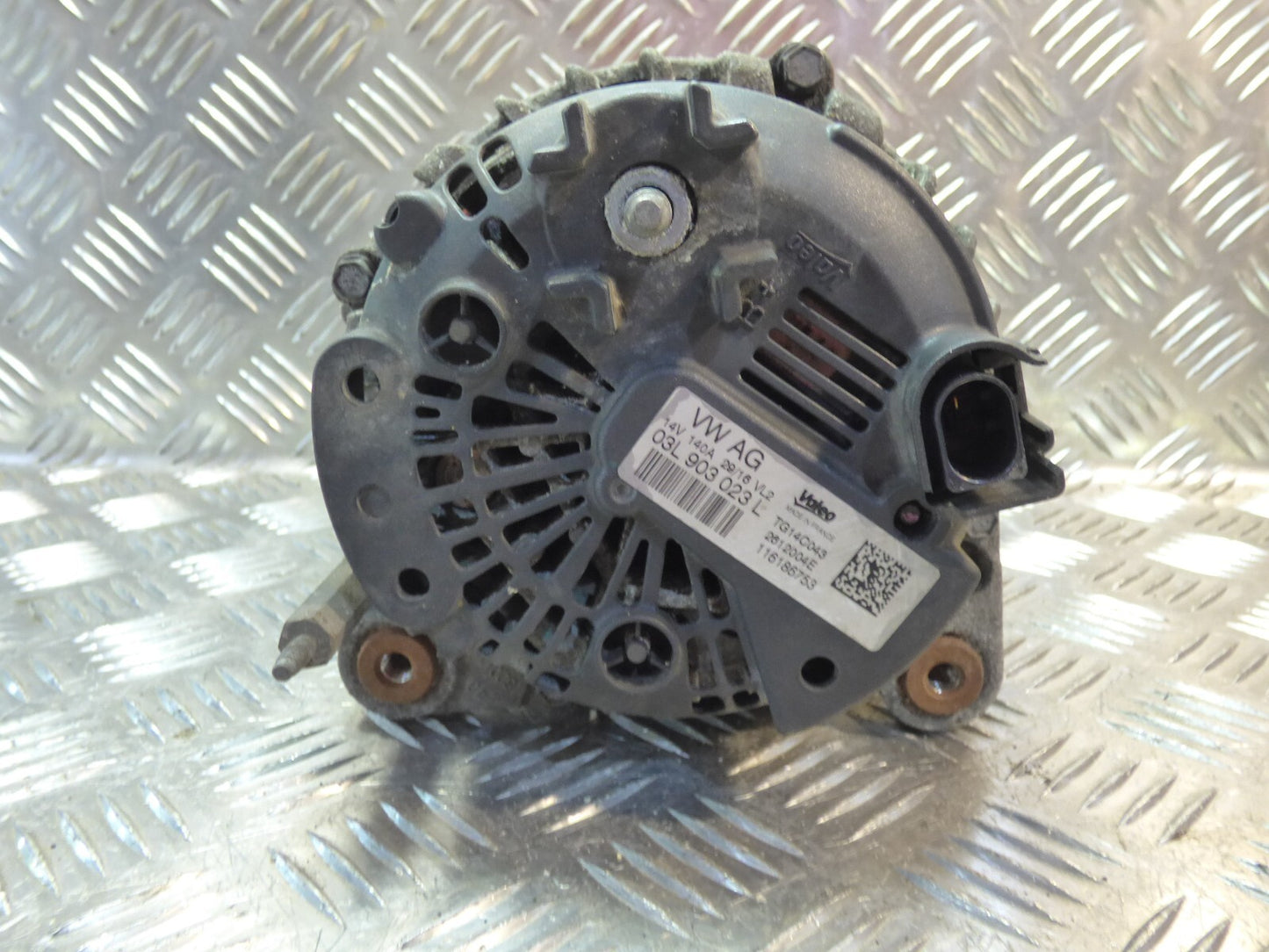 VW T6 T5 2.0 TDI CXG LiMa Lichtmaschine VALEO 140A 03L903023L ORIGINAL gebraucht - Transporter