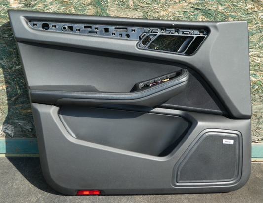 Porsche Macan 95B Türverkleidung vorne links Türpappe Tür 95B867011 ORIGINAL gebraucht - verkleidung
