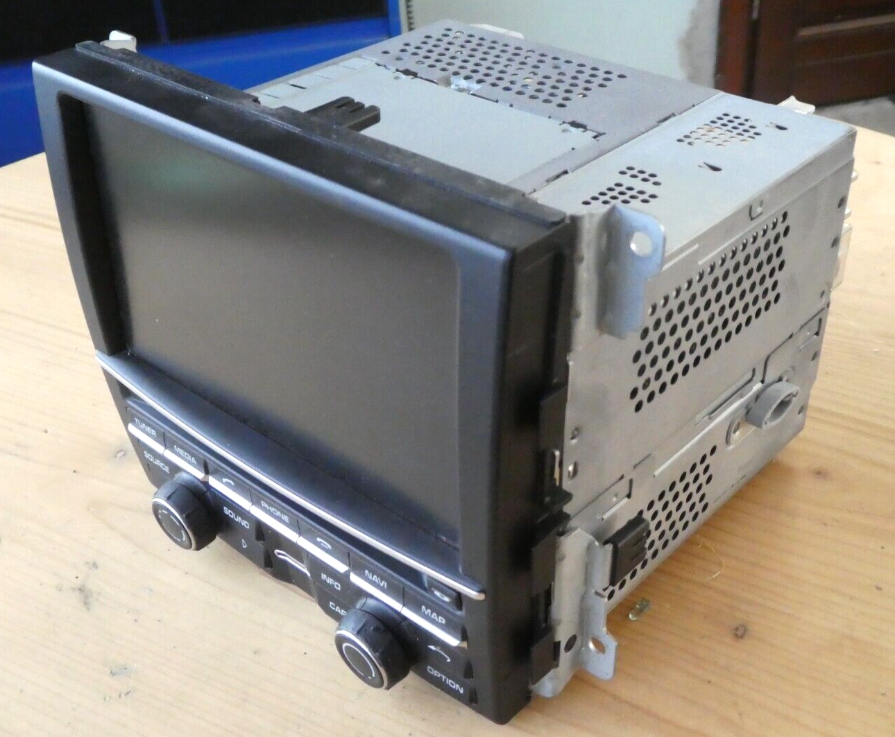 Porsche Panamera 970 Navi Radio CD-Player DVD-Player Navigation DML ORIGINAL gebraucht - 97064217856