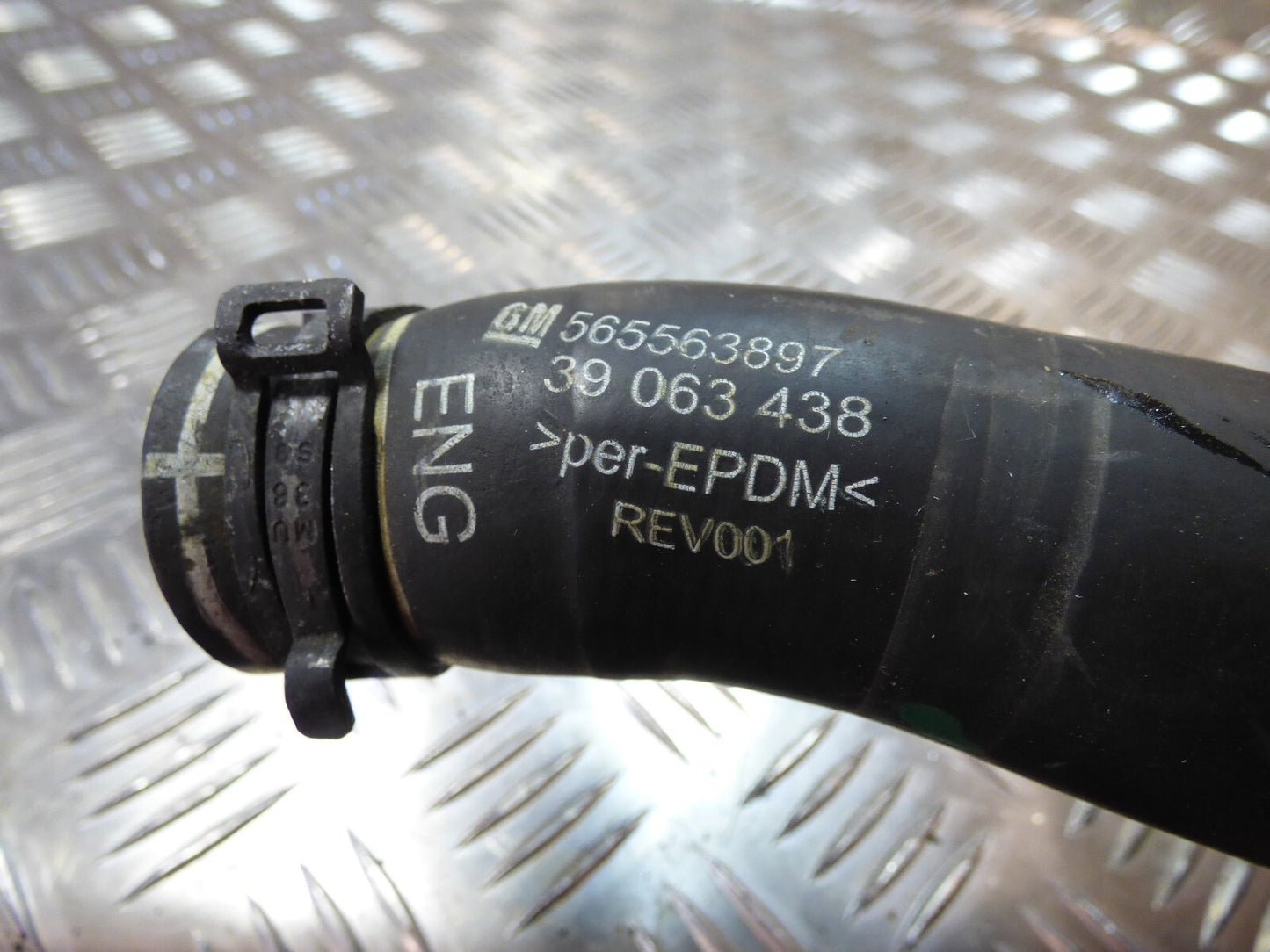 OPEL ASTRA K 1.4 TURBO Kühlleitung Kühlschlauch 39063438 ORIGINAL gebraucht - 565563897