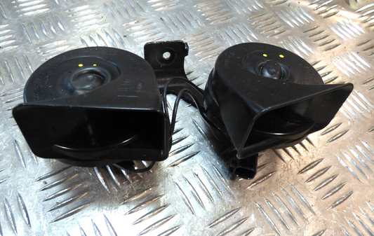 JEEP COMPASS II 2.0 MTJ 2021 Huppe Horn 002407 / 2021 ORIGINAL gebraucht - A046495