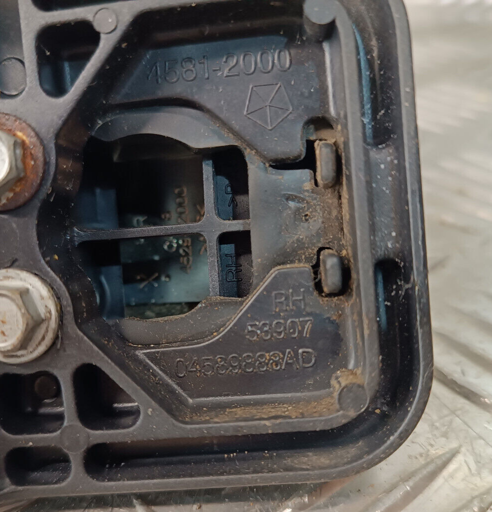 Jeep Grand Cherokee WK2 Tür Griff Türgriff Hinten Rechtes ORIGINAL gebraucht - 55113686AE