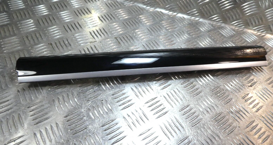 Porsche Cayenne 92A Dekor Klavierlack Armaturenbrett 7P5857222P 6BB ORIGINAL gebraucht - Zierleiste