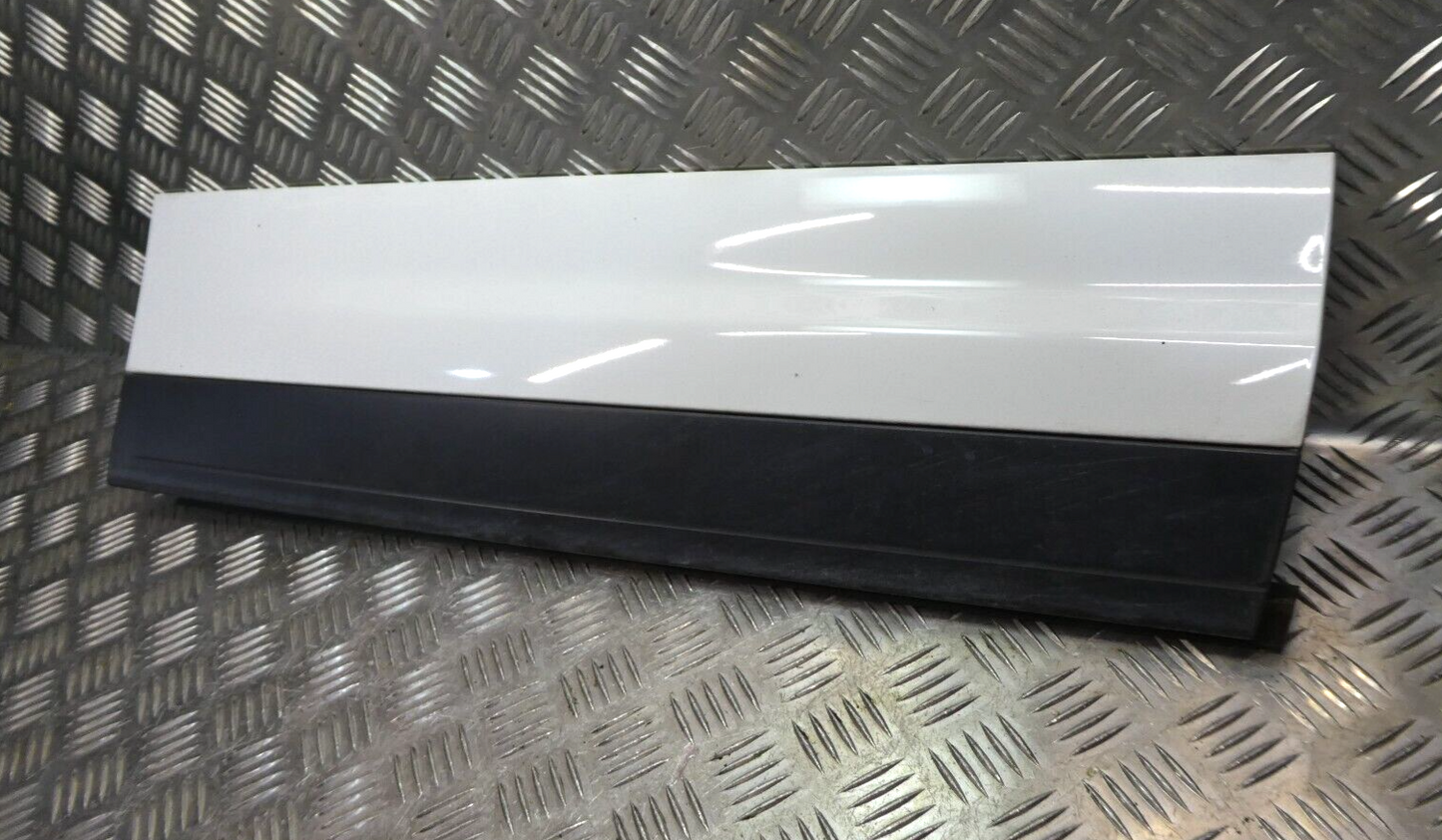 Porsche Cayenne 92A Tür Leiste hinten links unten 7P5837788J weiß ORIGINAL gebraucht - Zierleiste
