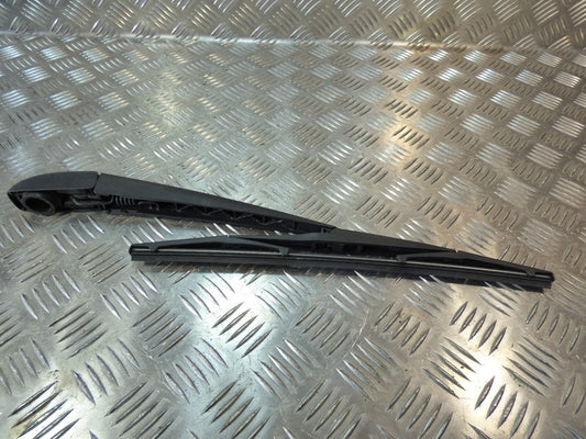 Jeep KL 2015 Scheibenwischerarm Wischerarm hinten ORIGINAL gebraucht - Cherokee