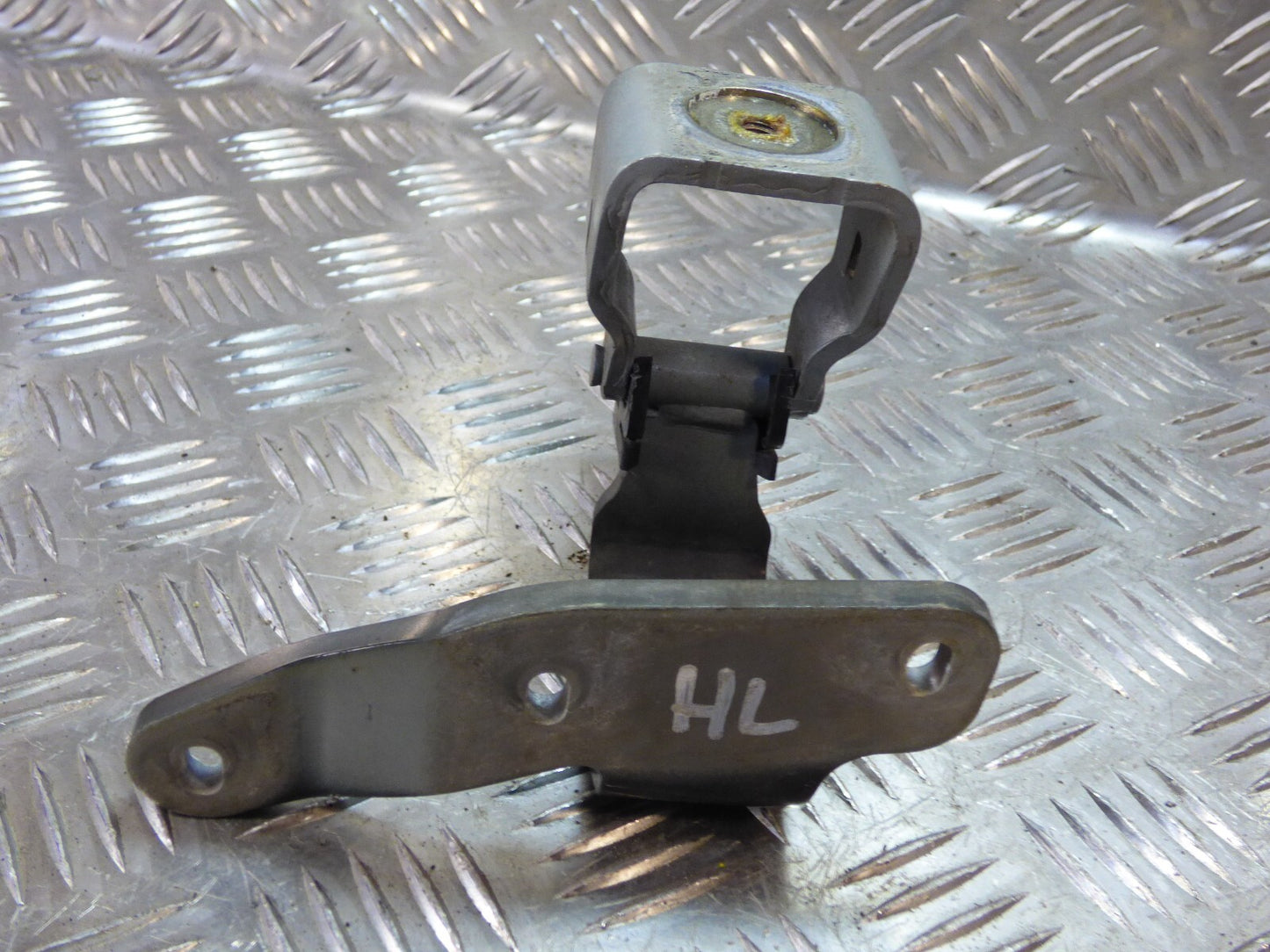 Porsche Cayenne 92A Kofferraumdeckel Scharnier Links 7P5827301 ORIGINAL gebraucht - Heckklappe