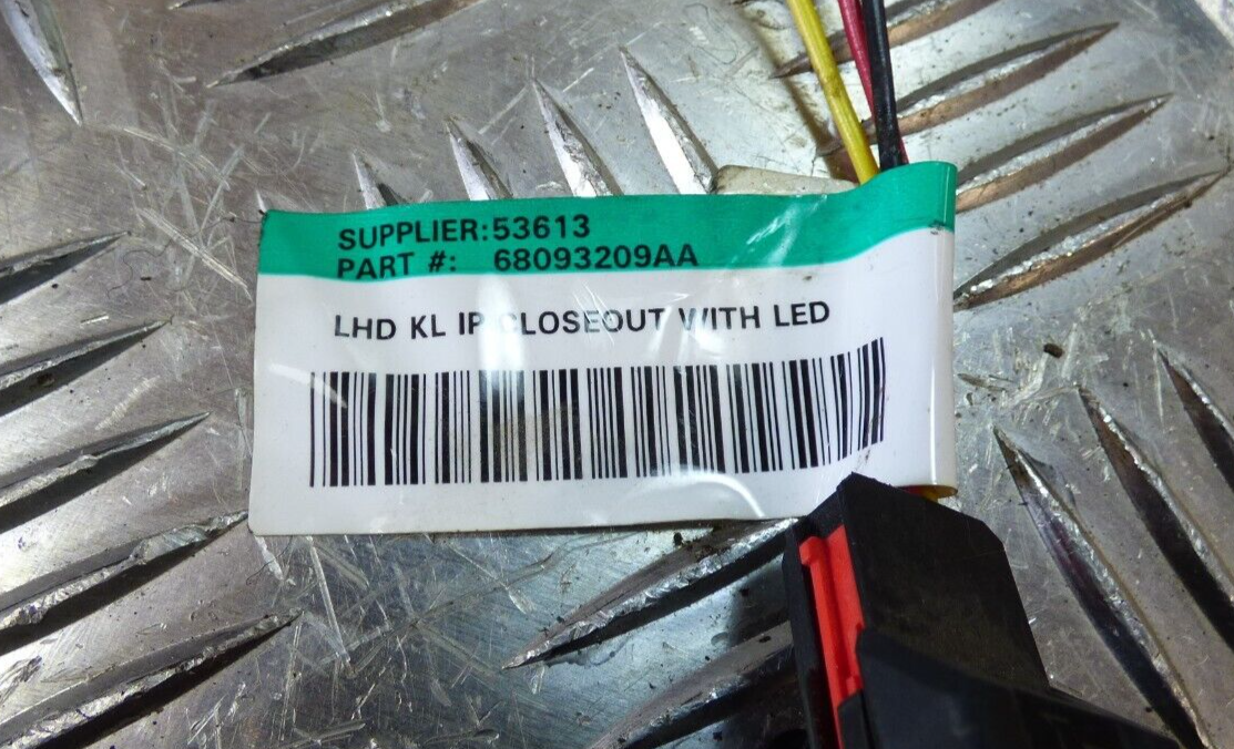Jeep Cherokee KL 2015 Armaturenbrett abdeckung LED beleuchtung ORIGINAL gebraucht - 68093209AA